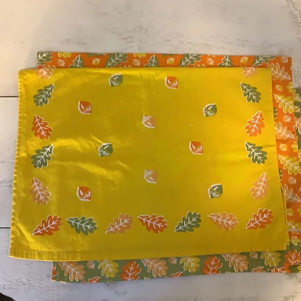 Martha Stewart Decorative Leaf Table Napkins